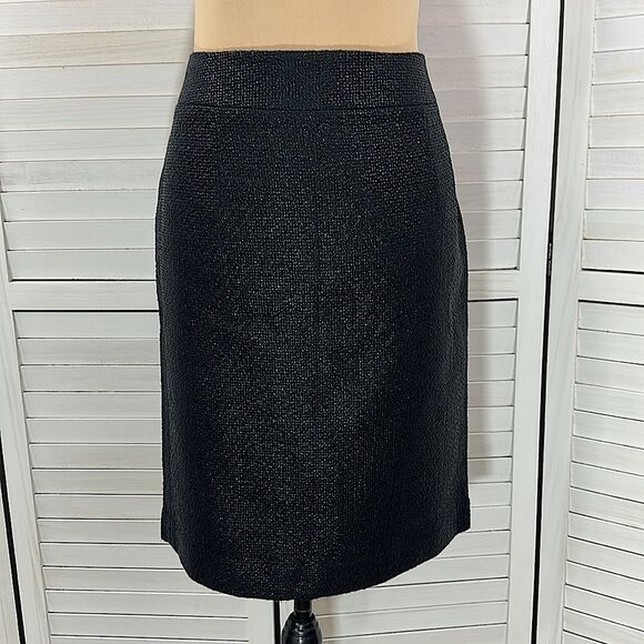Banana Republic Black Skirt Size 10 Textured NWT - Picture 2 of 9